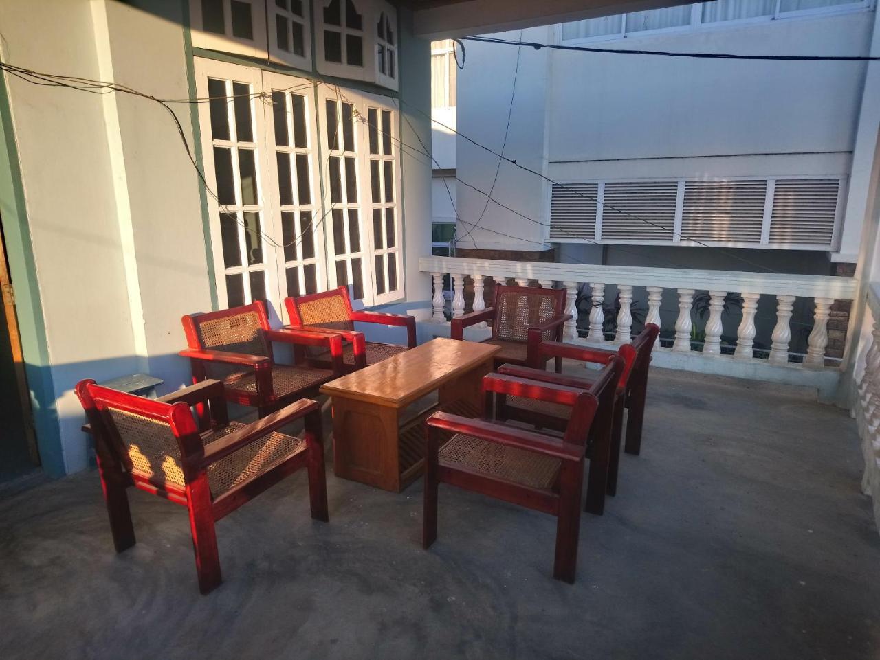 Diamond Star Guest House Nyaung Shwe Exterior photo