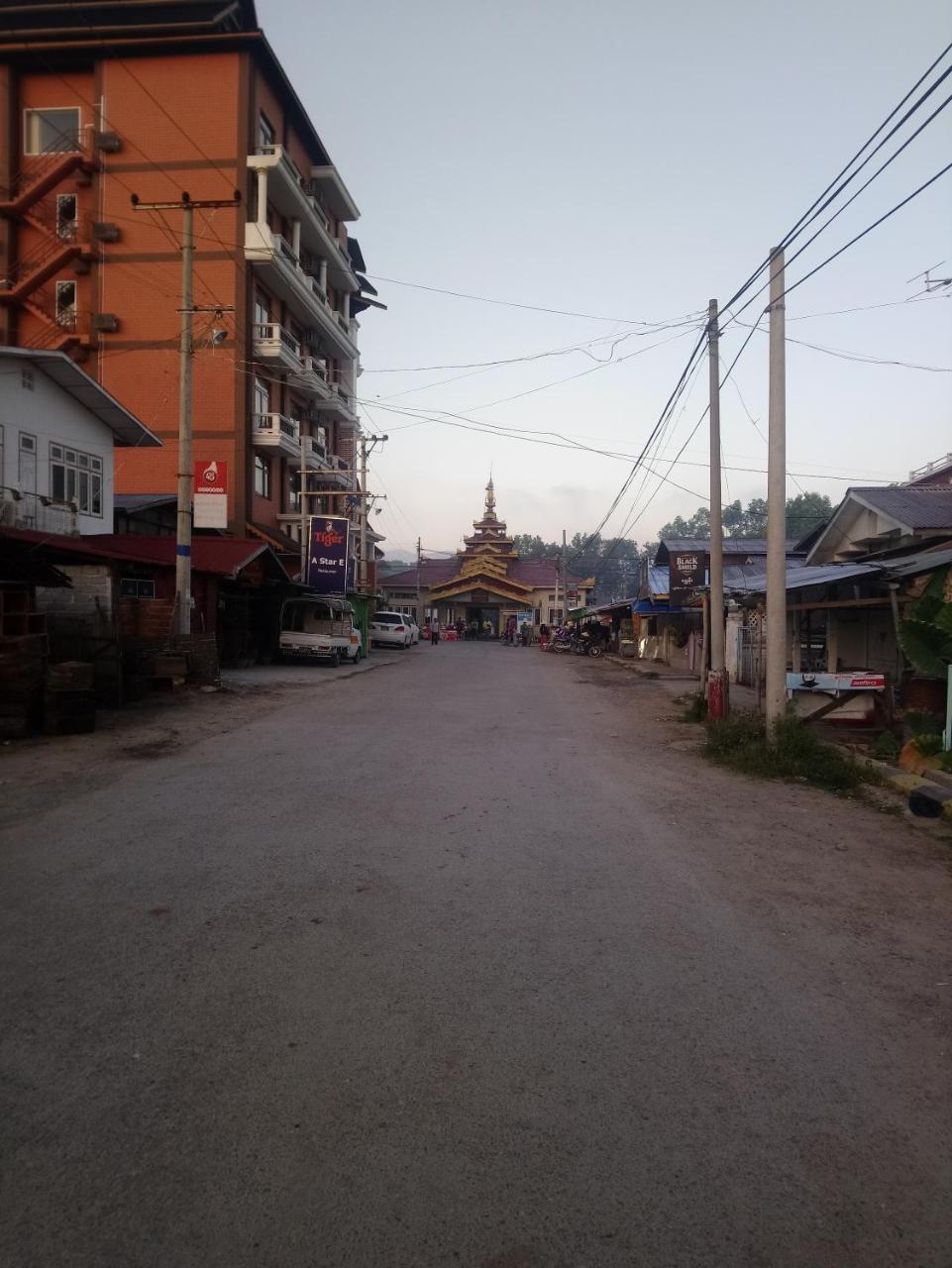 Diamond Star Guest House Nyaung Shwe Exterior photo